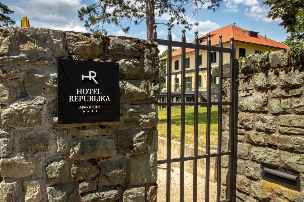 Hotel Republika Zagreb Luaran gambar